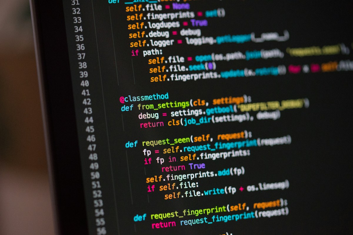 Programming Fundamentals (C++, Python) professional training course in AI & Programming at SM Digital Rawalpindi
